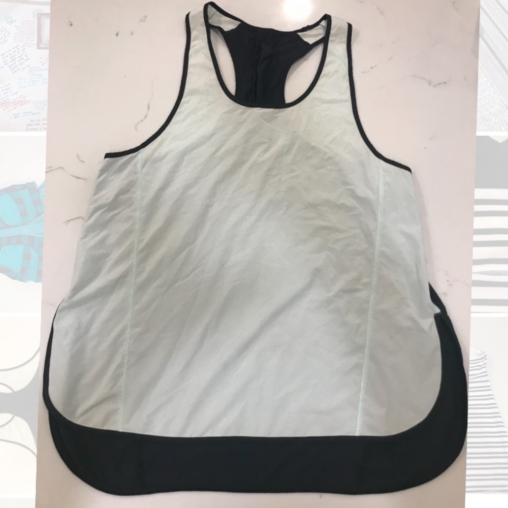 Lululemon tank top size 6